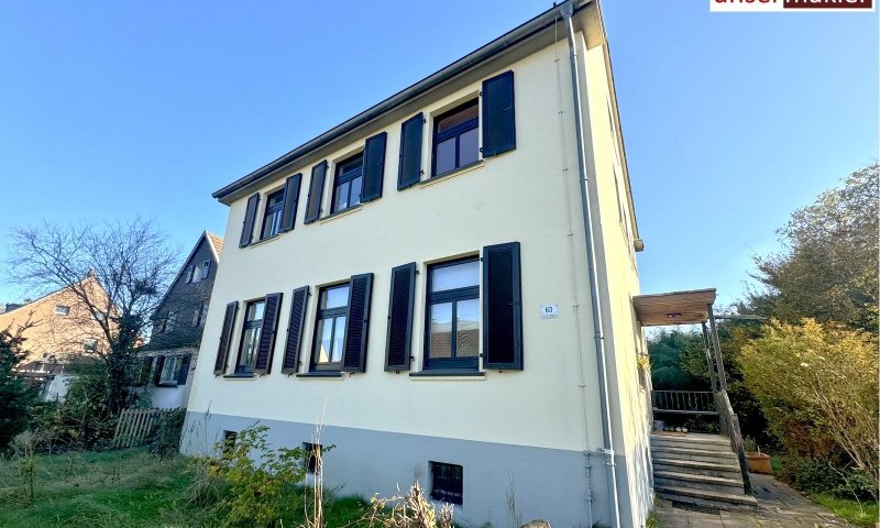 Freist.EFH mit dem Charme der vergangenen Jahre incl. Bauland