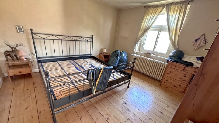 Freist.EFH mit dem Charme der vergangenen Jahre incl. Bauland