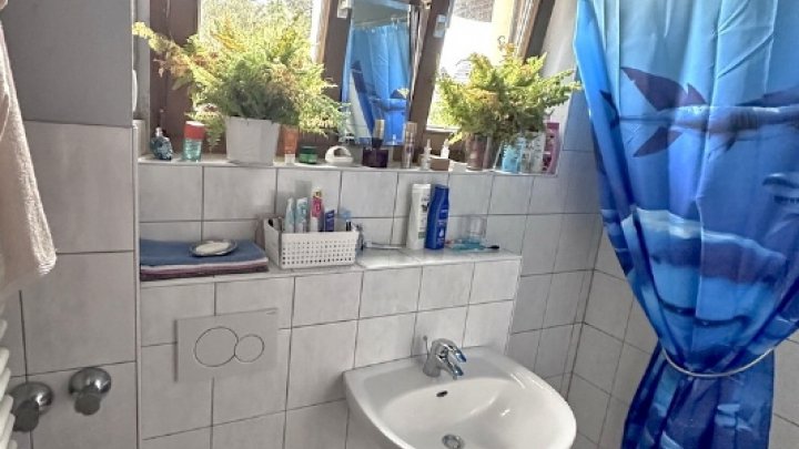 Freist.EFH mit dem Charme der vergangenen Jahre incl. Bauland