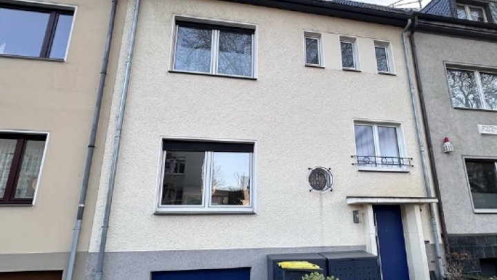 3- Familien Stadthaus 1.OG+2.OG vermietet