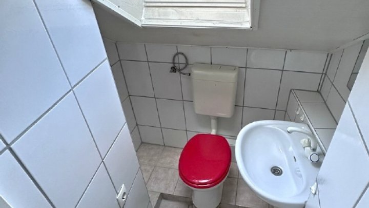 DU- Buchholz DHH in bester Lage mit viel Platz