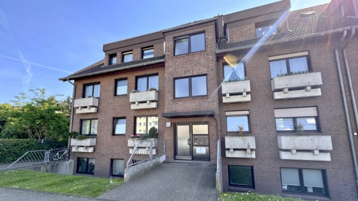 Maisonette Wohnung mit Garagenstellplatz