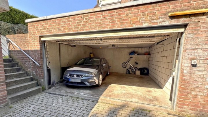 Maisonette Wohnung mit Garagenstellplatz