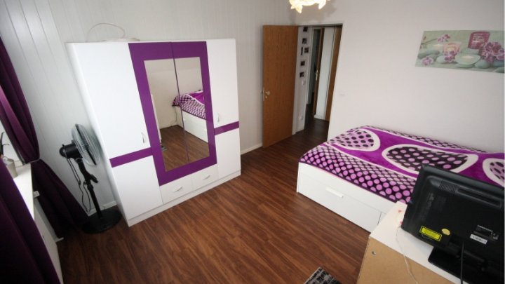 2,5 Zimmer Wohnung mit Einbauküche und Blick ins Grüne
