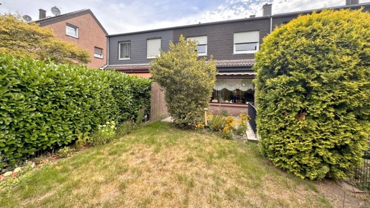 DU- Buchholz gepflegtes Reihenhaus mit viel Wohnraum incl. Garage