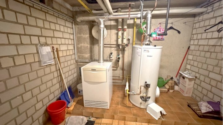 DU- Buchholz gepflegtes Reihenhaus mit viel Wohnraum incl. Garage