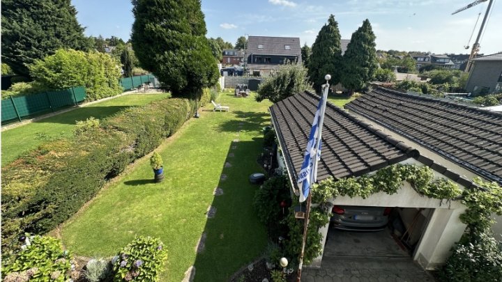 Einfamilenhaus mit traumhaftem Garten **freiwerdend**