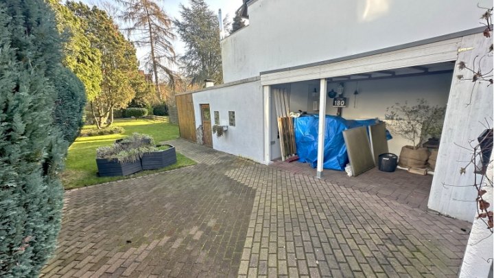 DHH  mit Anbaupotenzial und neuer Wärmepumpe