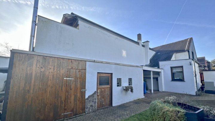 DHH  mit Anbaupotenzial und neuer Wärmepumpe