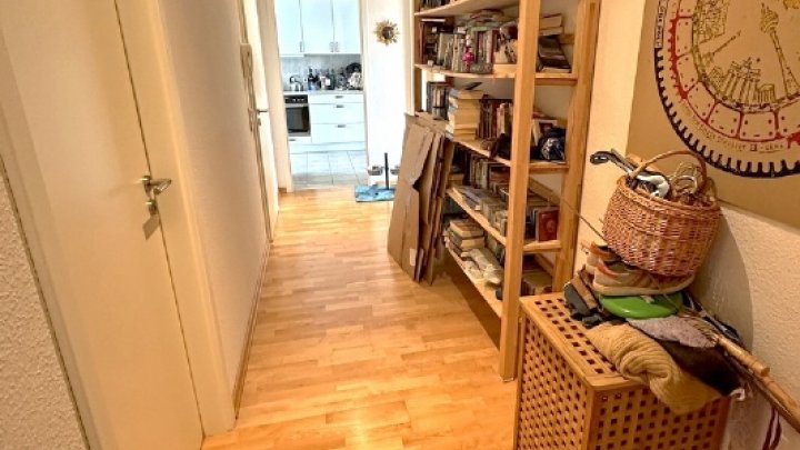 Raum. Licht. Lebensqualität –  DG-Wohnung mit 3 Schlafzimmern & 2 Bädern