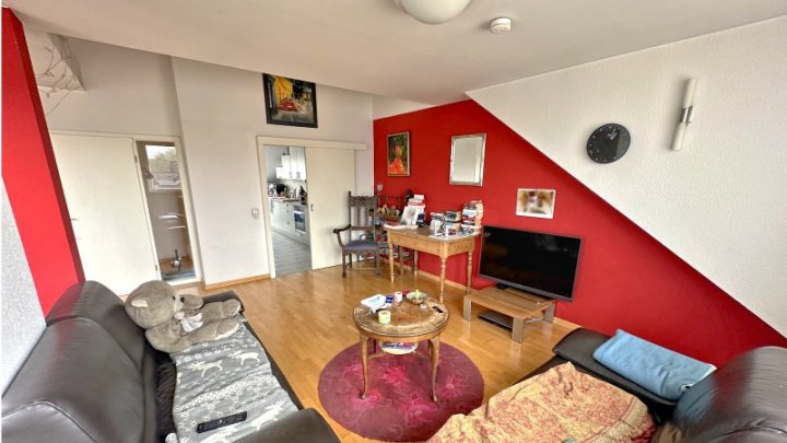 Raum. Licht. Lebensqualität –  DG-Wohnung mit 3 Schlafzimmern & 2 Bädern