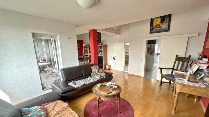 Raum. Licht. Lebensqualität –  DG-Wohnung mit 3 Schlafzimmern & 2 Bädern