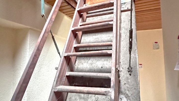 VERKAUFT Freist.EFH mit dem Charme der vergangenen Jahre incl. Bauland