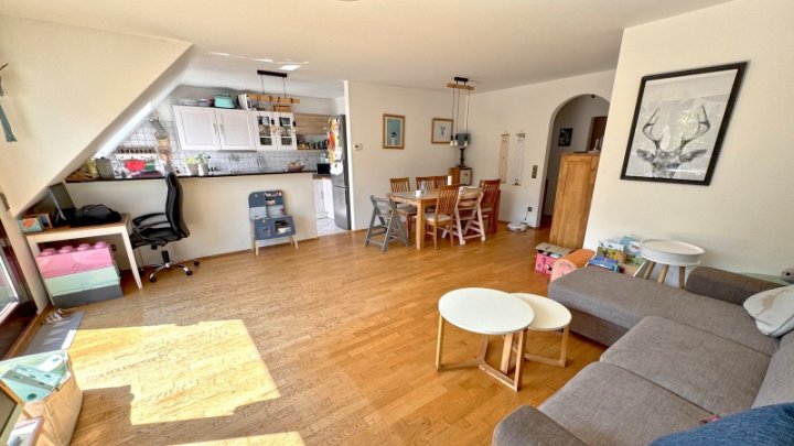 Maisonette Wohnung mit Garagenstellplatz